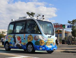 自動運転EVバス